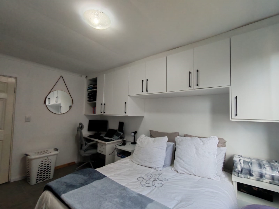 4 Bedroom Property for Sale in Delft Western Cape
